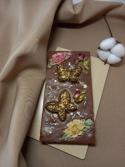 Handcrafted Milk chocolate bar